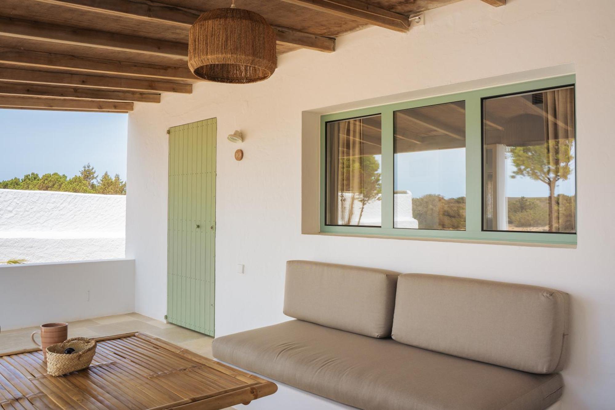 Apartamentos Punta Rasa Cala Saona Exteriér fotografie